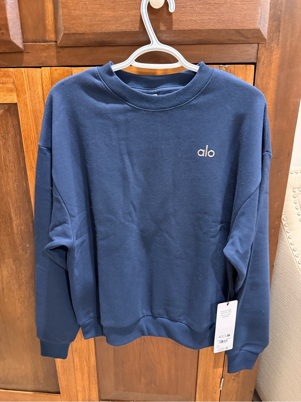 ALO Yoga Men’s Navy Crewneck Sweatshirt with Subtle Logo